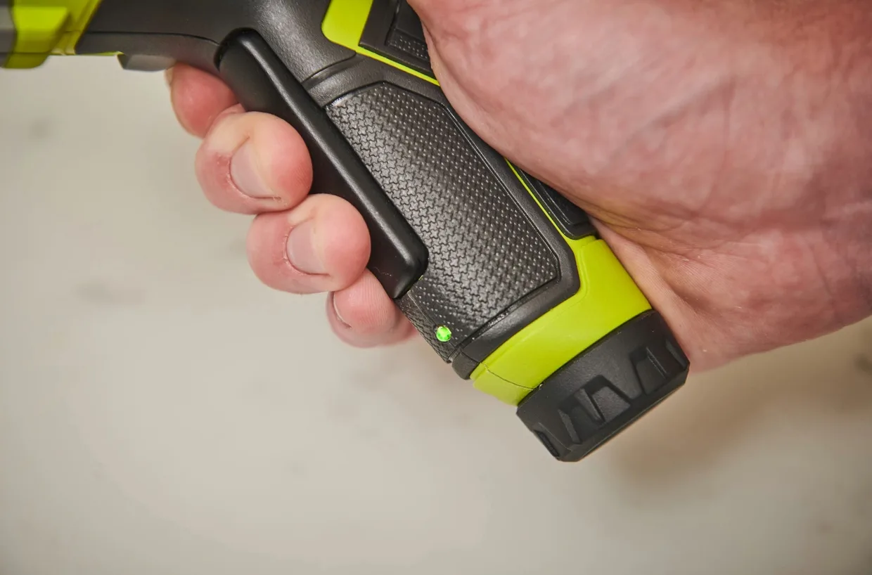 Отвертка аккумуляторная Ryobi USB Lithium RSD4-120T с АКБ 2 А·ч — фото 7