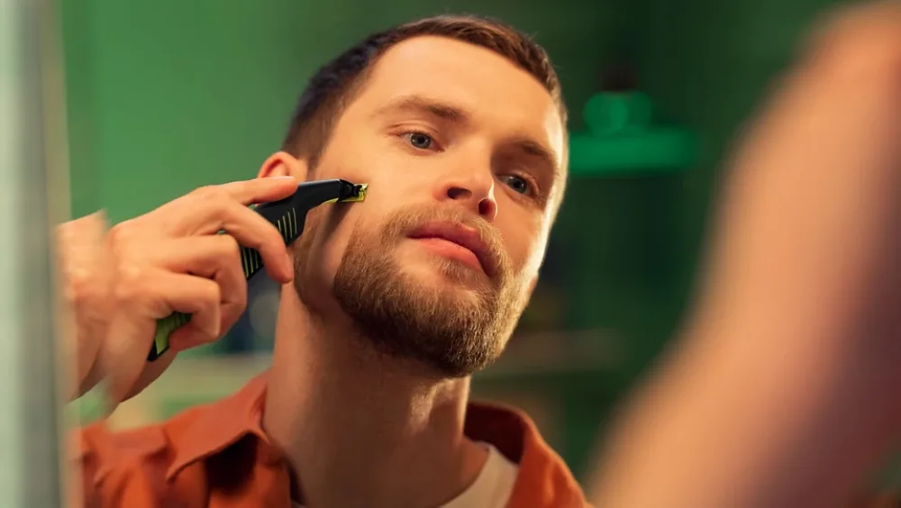 Електробритва-тример Philips OneBlade Pro QP6506/15 чорний — фото 9