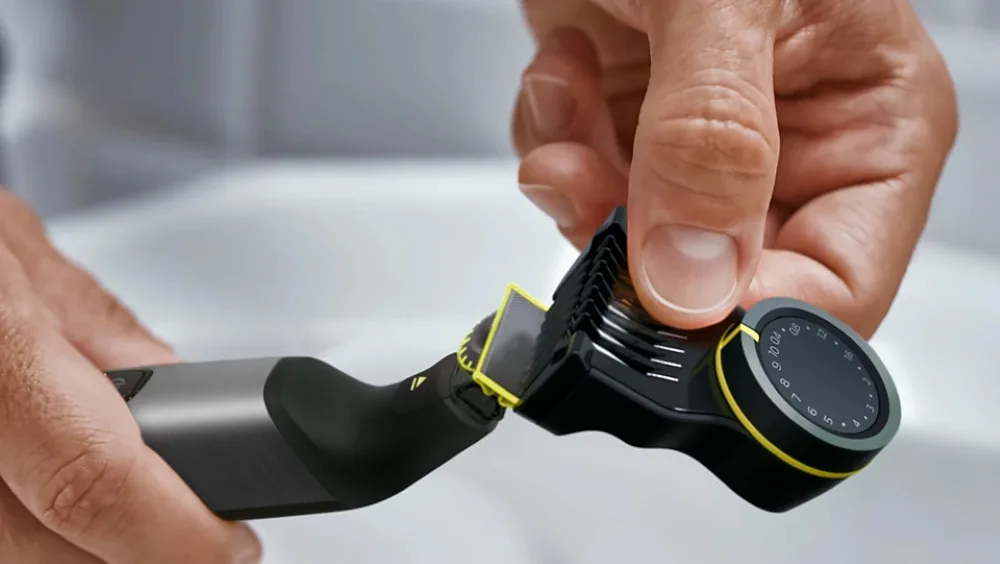 Электробритва-триммер Philips OneBlade Pro 360 QP6652/61 черный — фото 5