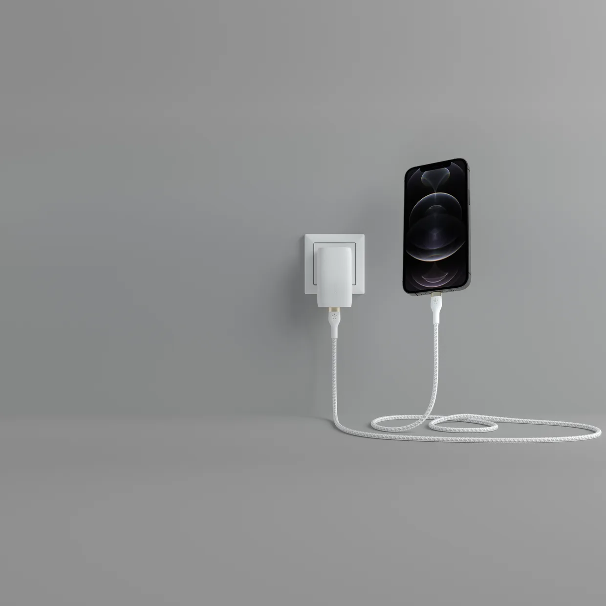Кабель Belkin USB-C – Lightning, силіконовий 1 м білий (CAA011BT1MWH) — фото 2