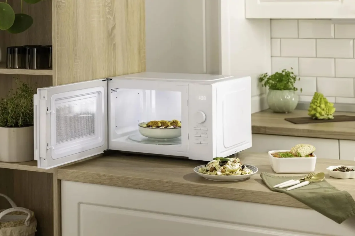 Микроволновая печь Gorenje MO23A3W5 23 л белая — фото 3