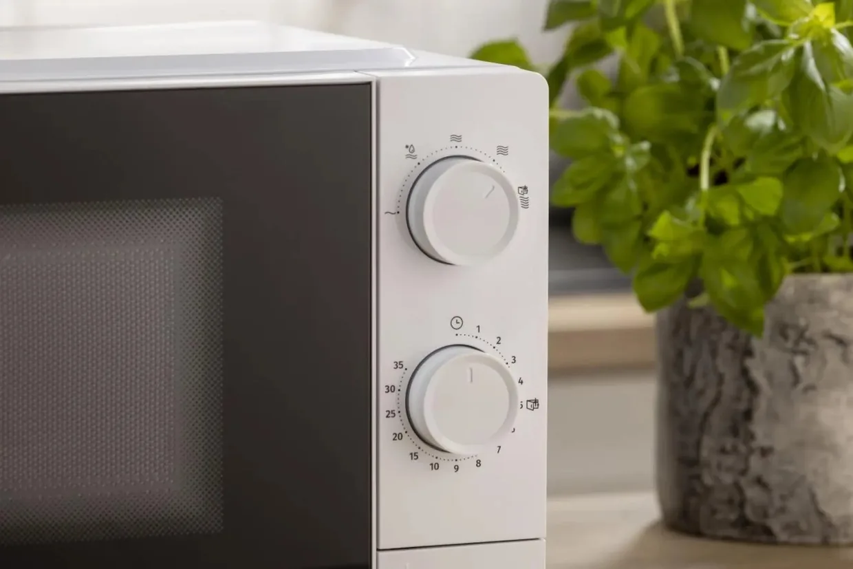 Микроволновая печь Gorenje MO20CE1W5 20 л белая — фото 6