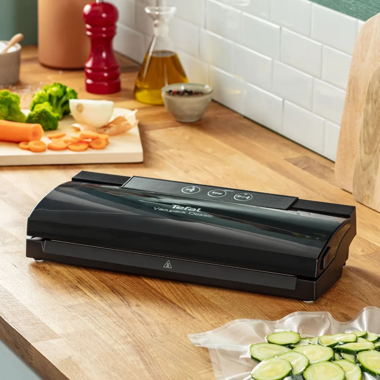 Вакууматор Tefal Classic VT2540 чорний — фото 9