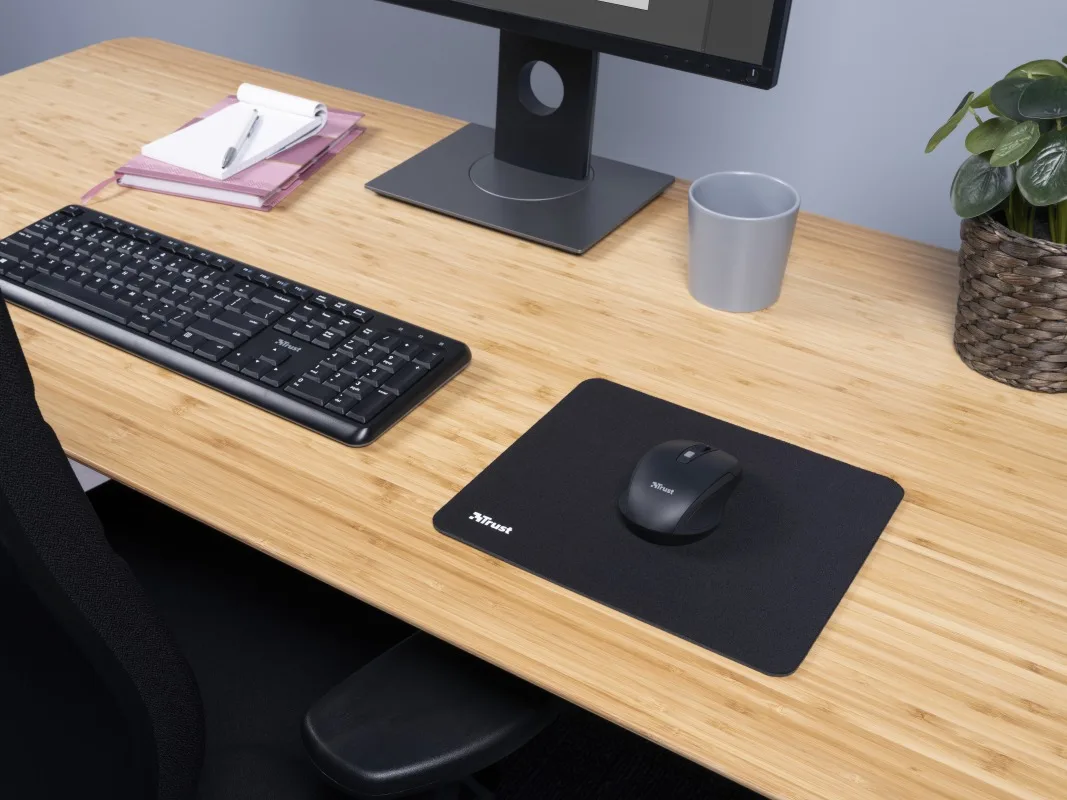 Игровая поверхность Trust Mouse Pad M (250×210 мм) черная — фото 2