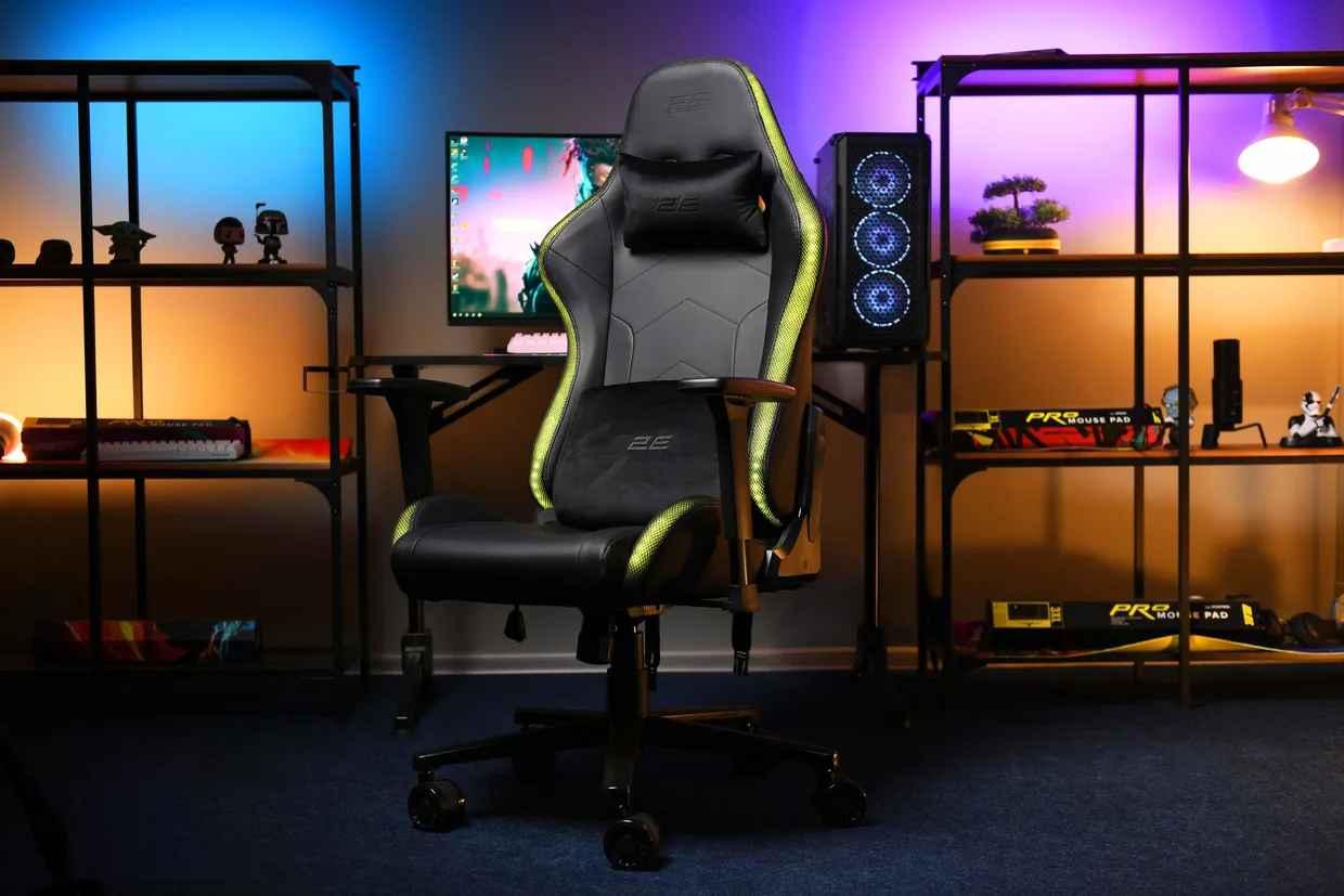 Игровое кресло 2E Gaming Ogama II RGB черное — фото 2