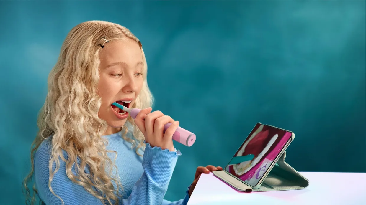 Електрична зубна щітка Philips Sonicare For Kids Smart HX6600/41 — фото 5