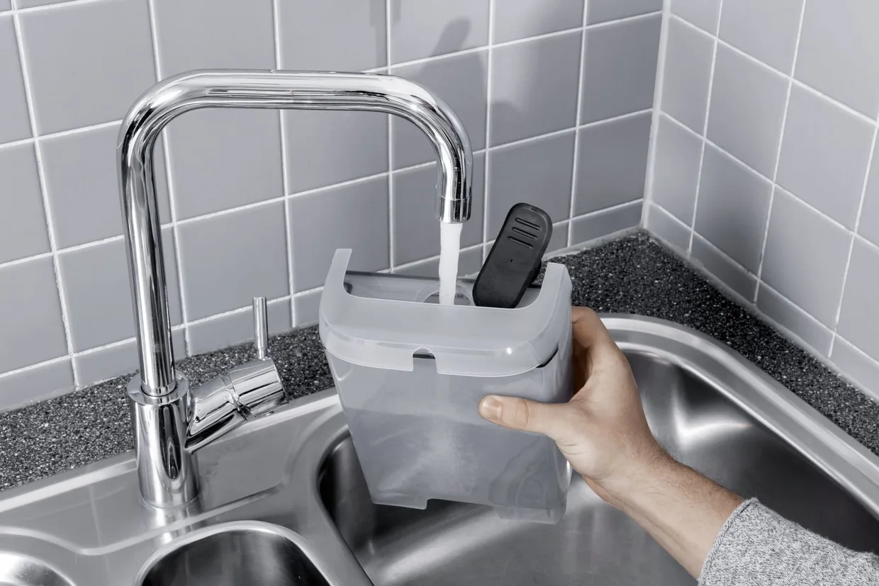 Пилосос професійний акумуляторний Karcher Puzzi 2/1 Bp (1.101-750.0) без АКБ та ЗП — фото 3