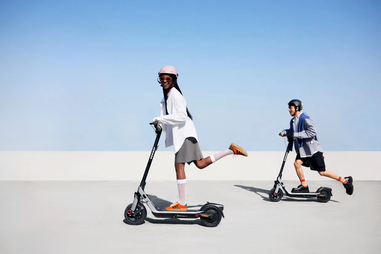 Електросамокат Segway-Ninebot E3 Pro E сірий (AA.05.19.02.0003) — фото 2