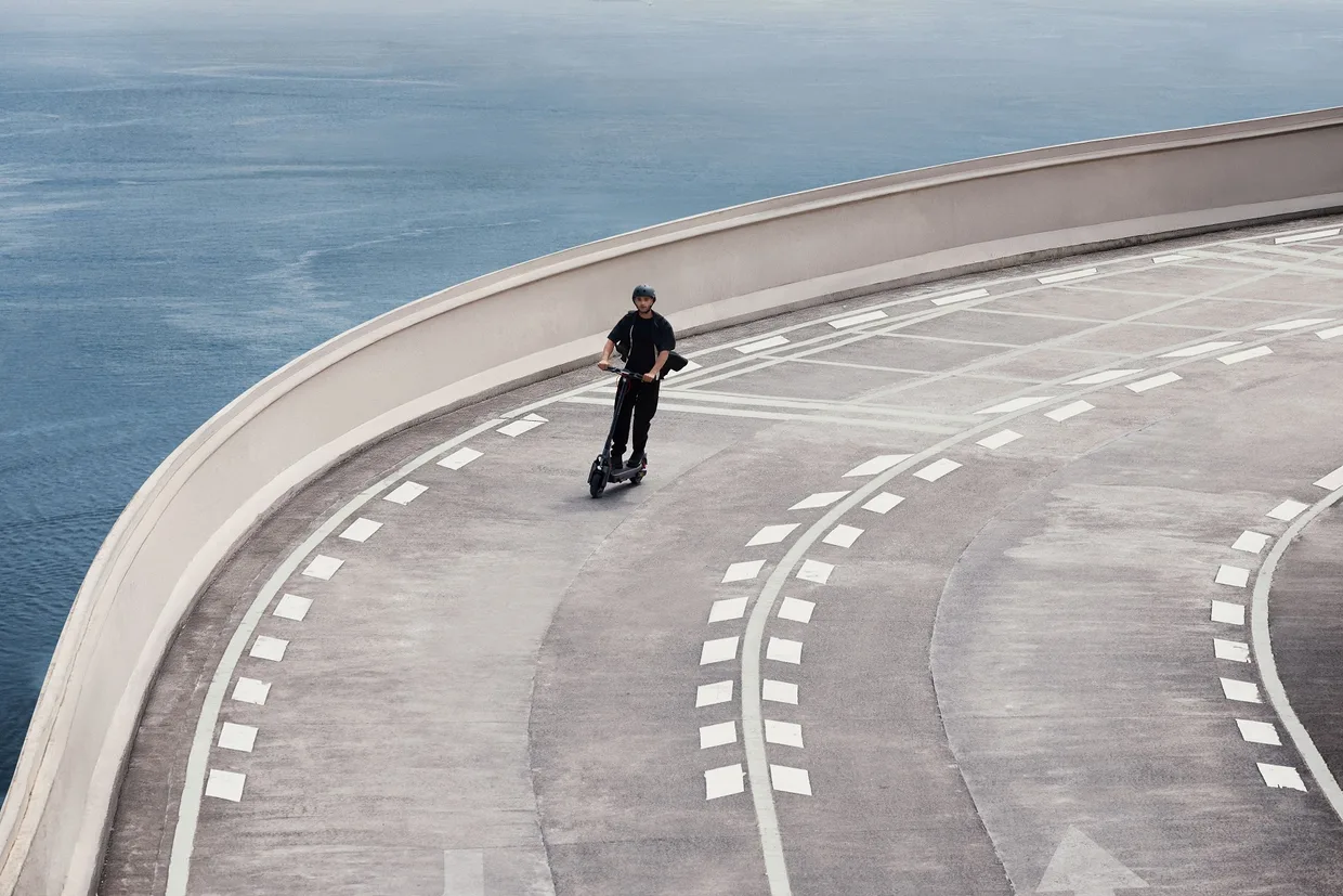 Электросамокат Segway-Ninebot Max G3 E серый (AA.05.16.01.0004) — фото 7