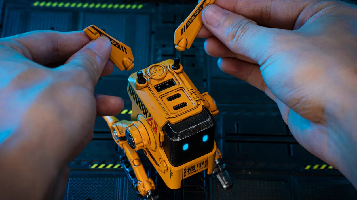 Мережевий зарядний пристрій GravaStar Alpha65 65 Вт GaN 2×USB-C + USB-A War-Damaged Yellow — фото 11