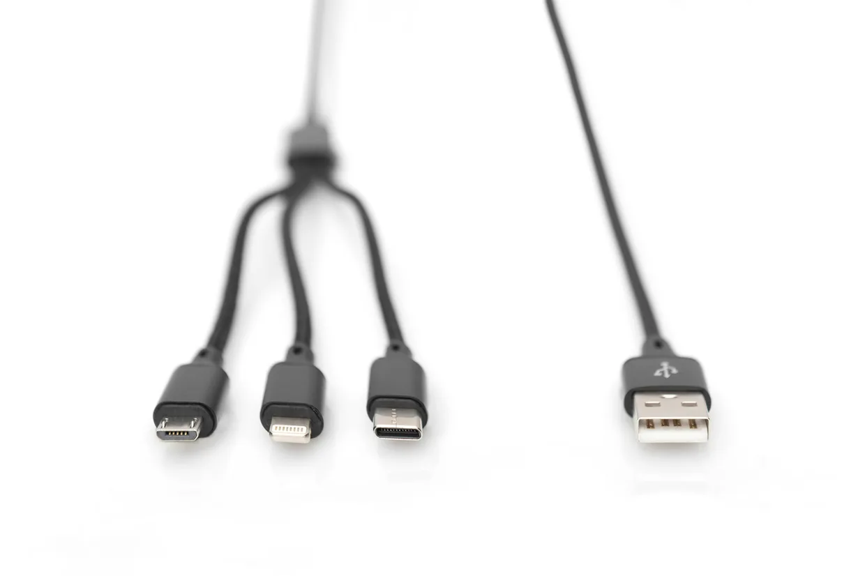 Кабель Digitus USB-A – USB-C / micro-USB / Lightning 3-в-1 1 м черный (AK-300160-010-S) — фото 6