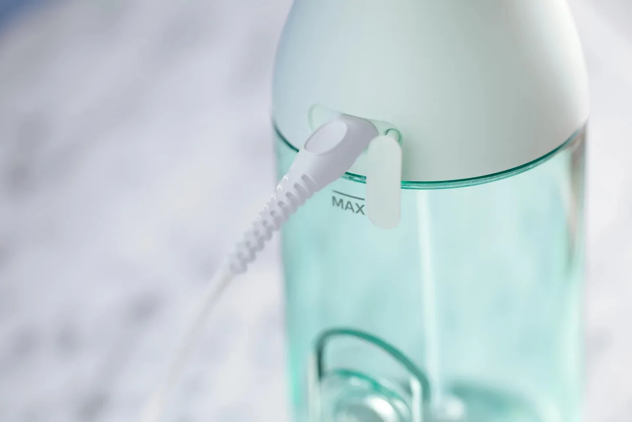 Ирригатор Philips Sonicare Cordless Power Flosser 3000 HX3826/24 мятный — фото 9