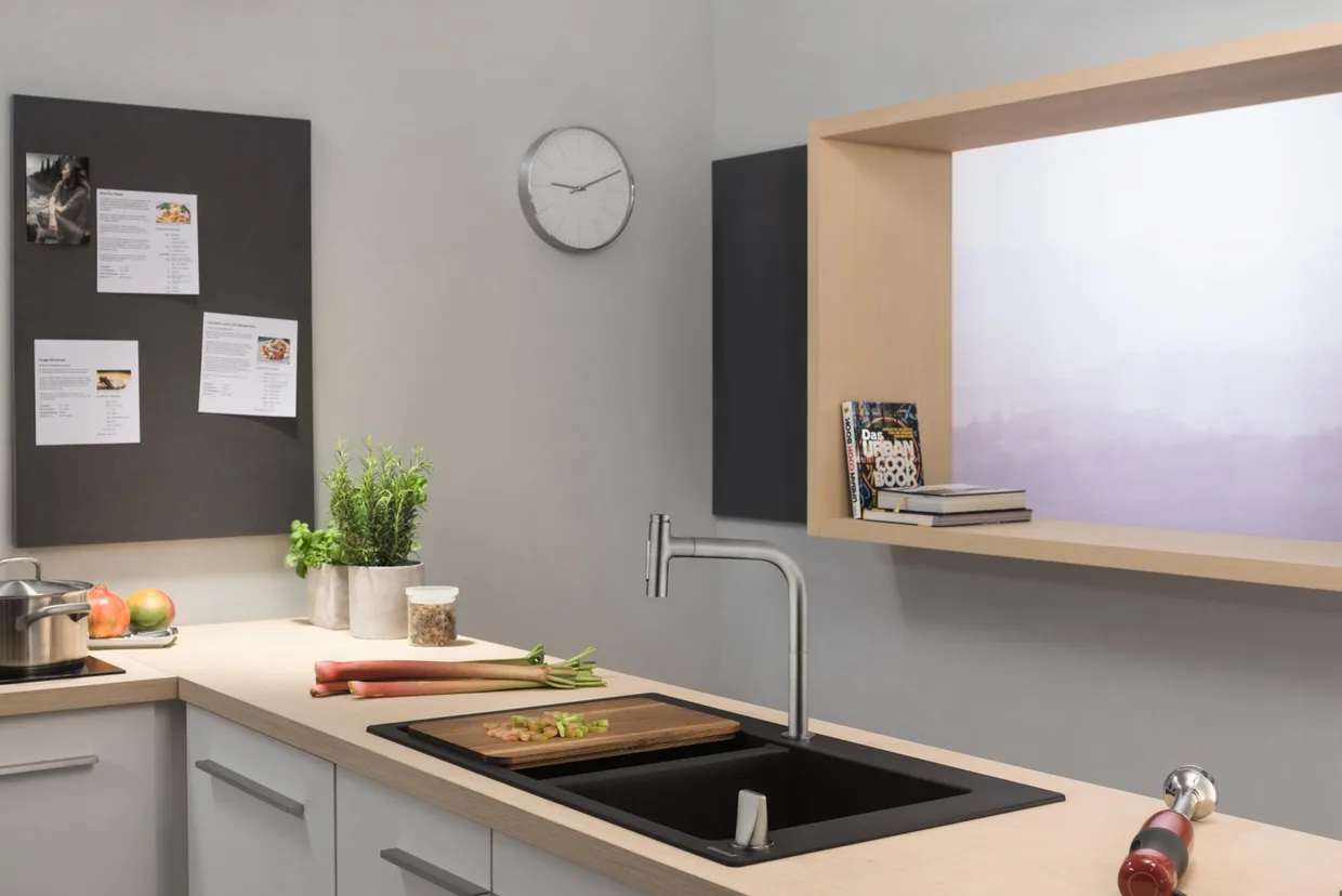 Смеситель для кухни hansgrohe Metris Select M71 200 с выдвижной лейкой, Stainless Steel Finish (73818800) — фото 3