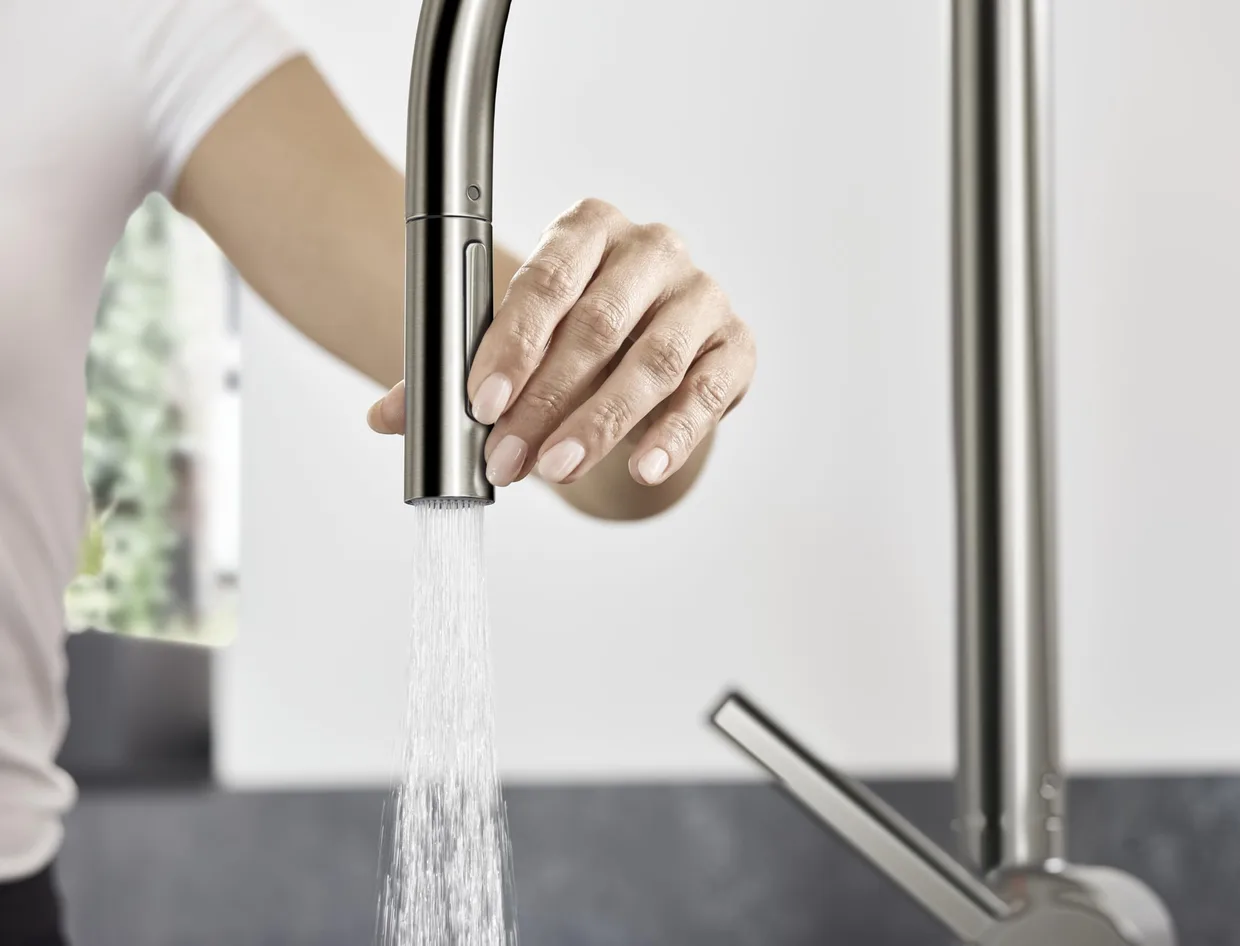 Змішувач для кухні hansgrohe Talis M54 210 з висувною лійкою, Stainless Steel Finish (72801800) — фото 5