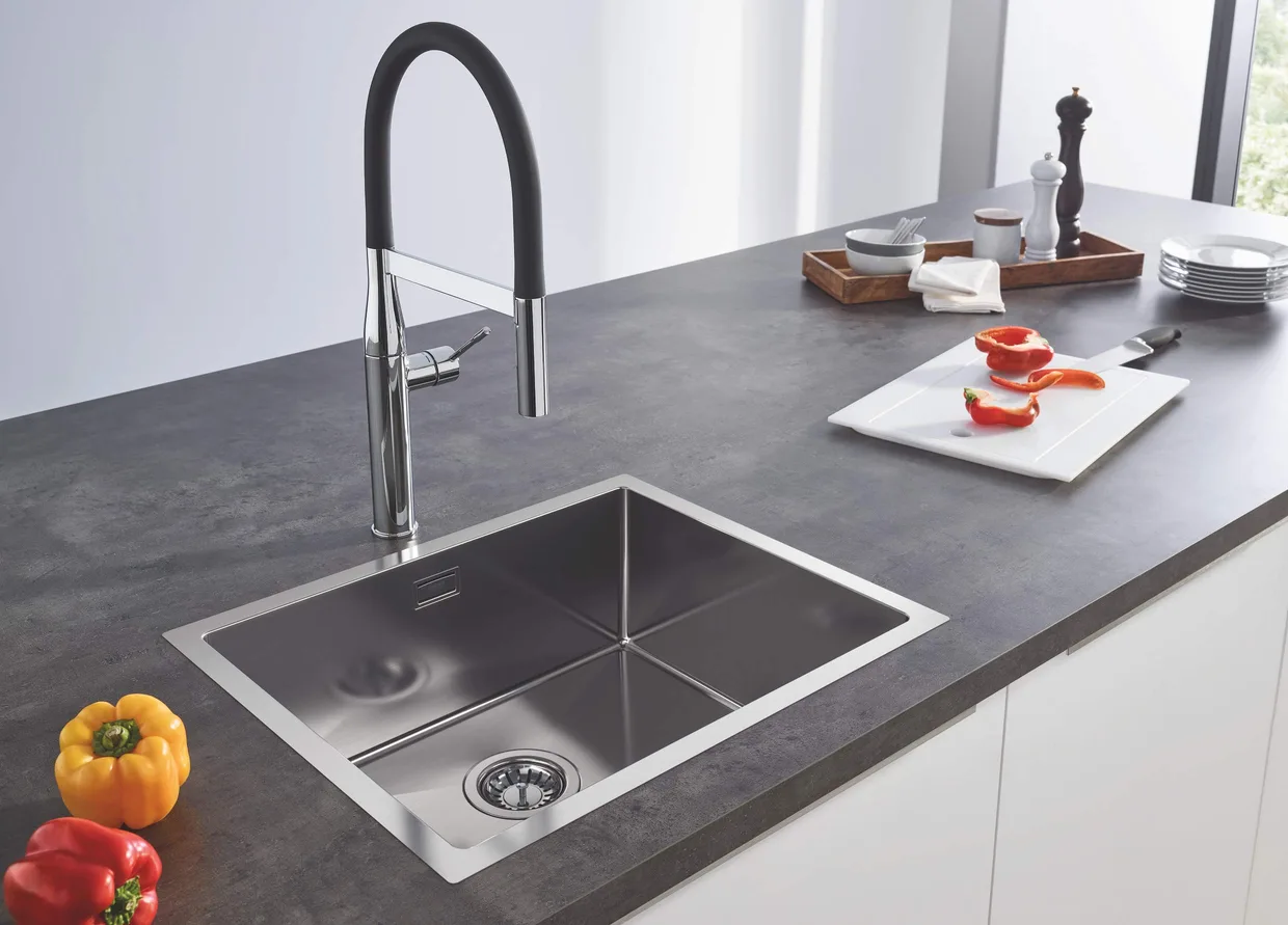 Смеситель для кухни GROHE Essence с пружинным изливом и выдвижной лейкой, хром (30294000) — фото 3