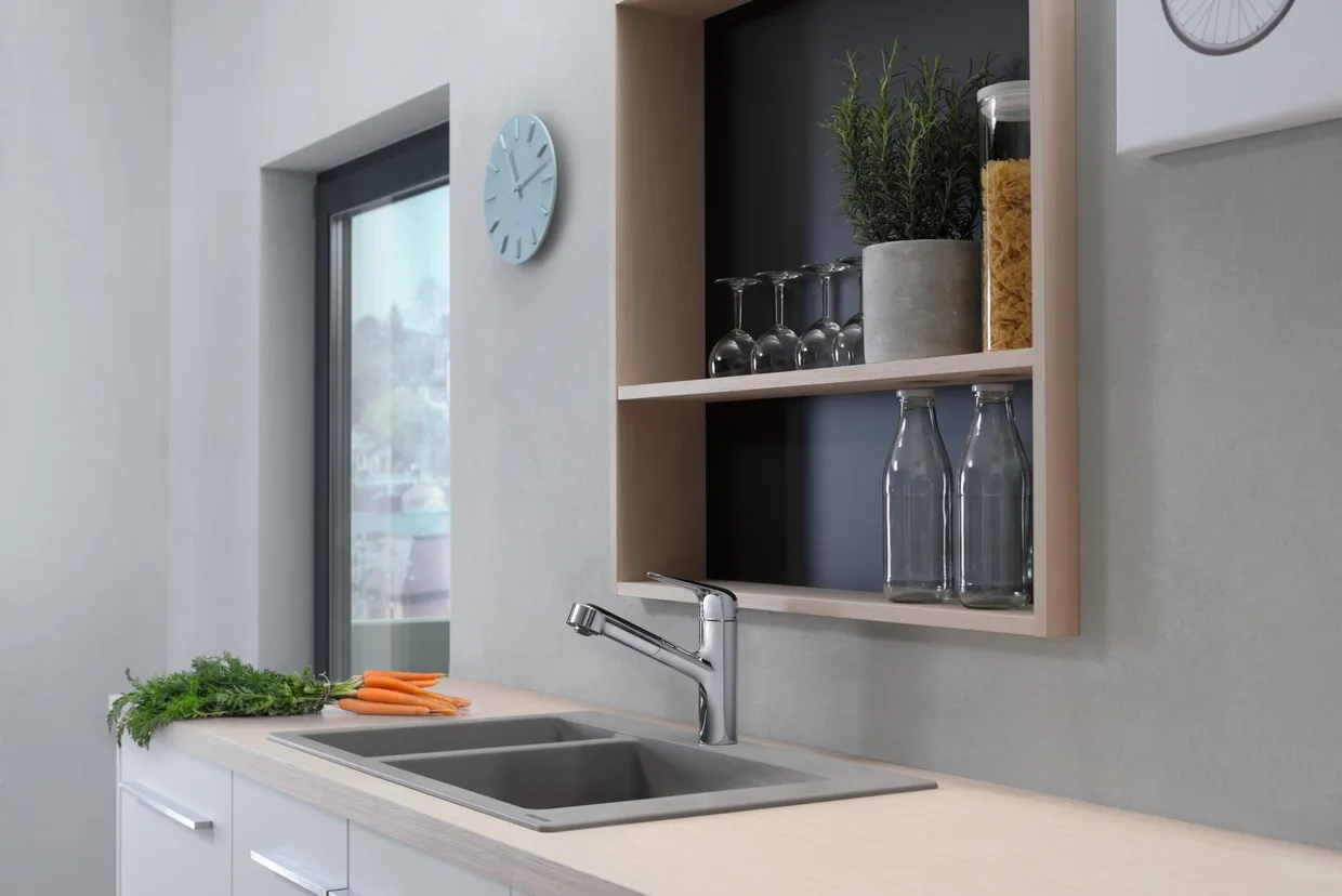 Смеситель для кухни hansgrohe Focus M42 150 с выдвижным изливом и sBox, хром (71829000) — фото 2