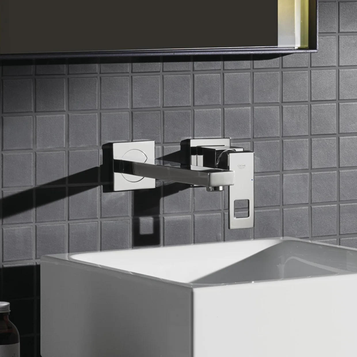 Змішувач для раковини настінний прихованого монтажу GROHE Eurocube на 2 отвори, вилив 231 мм, зовнішня частина, хром (23447000) — фото 2