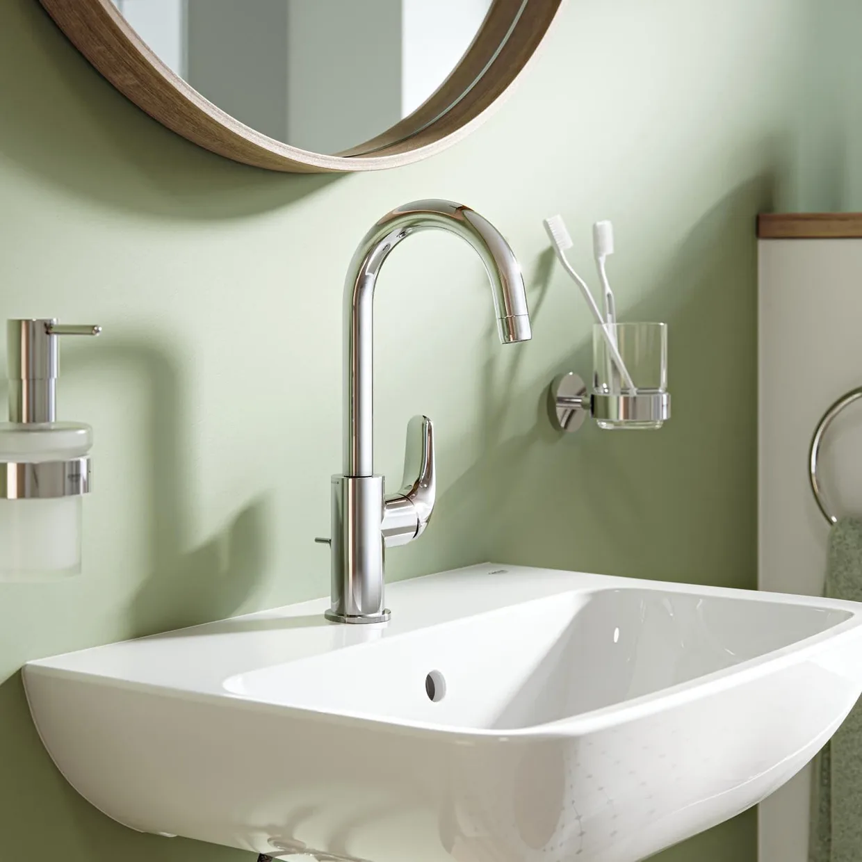 Смеситель для раковины GROHE Swift L OpenCold с поворотным изливом и донным клапаном, хром (24330001) — фото 8