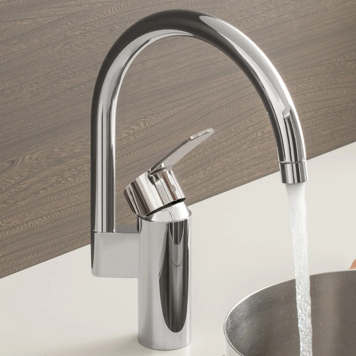 Смеситель для кухни GROHE Eurostyle Cosmopolitan с высоким C-образным изливом, хром (30221002) — фото 3