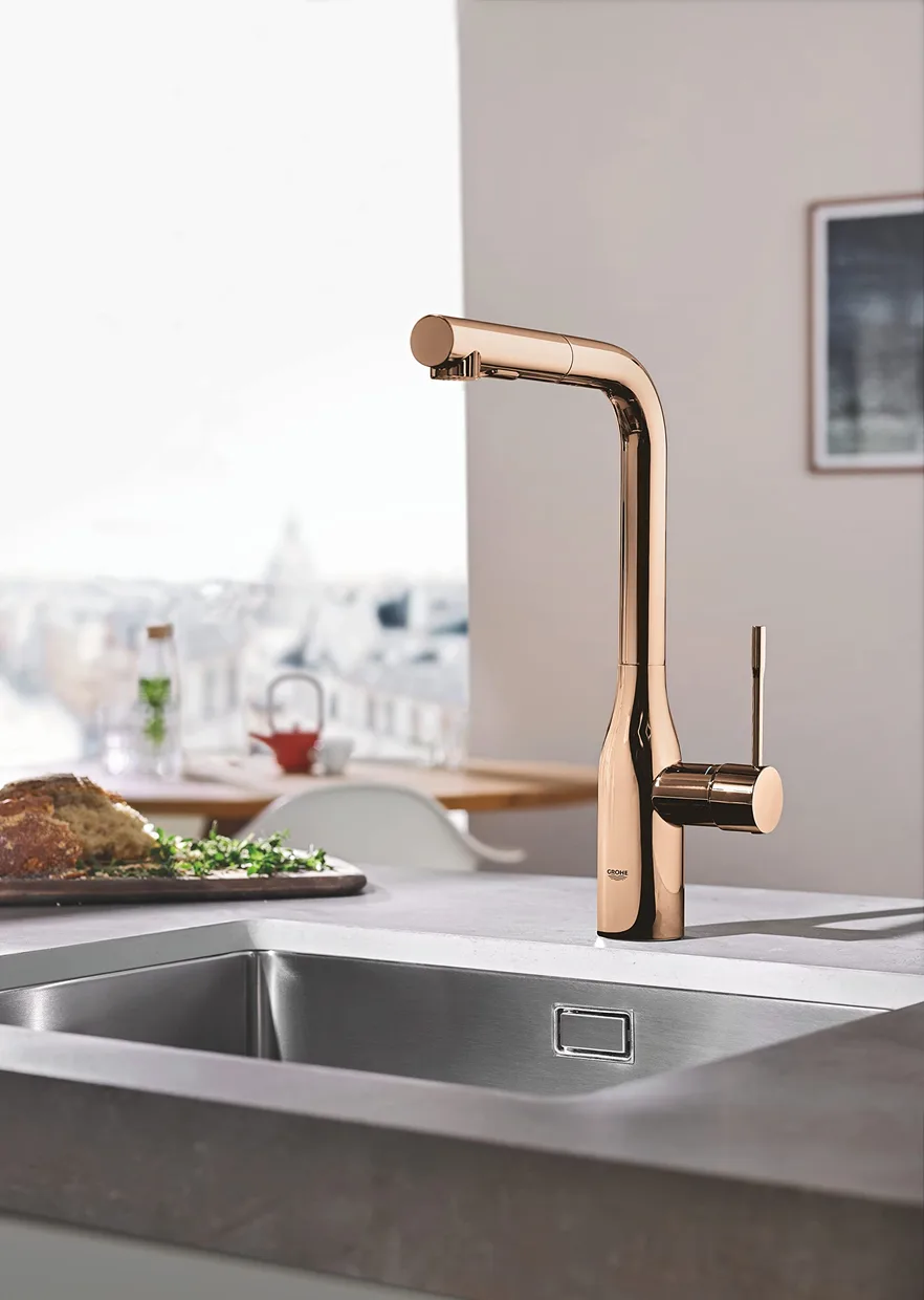 Смеситель для кухни GROHE Essence с выдвижным изливом, 2 режима, Warm Sunset (30270DA0) — фото 2