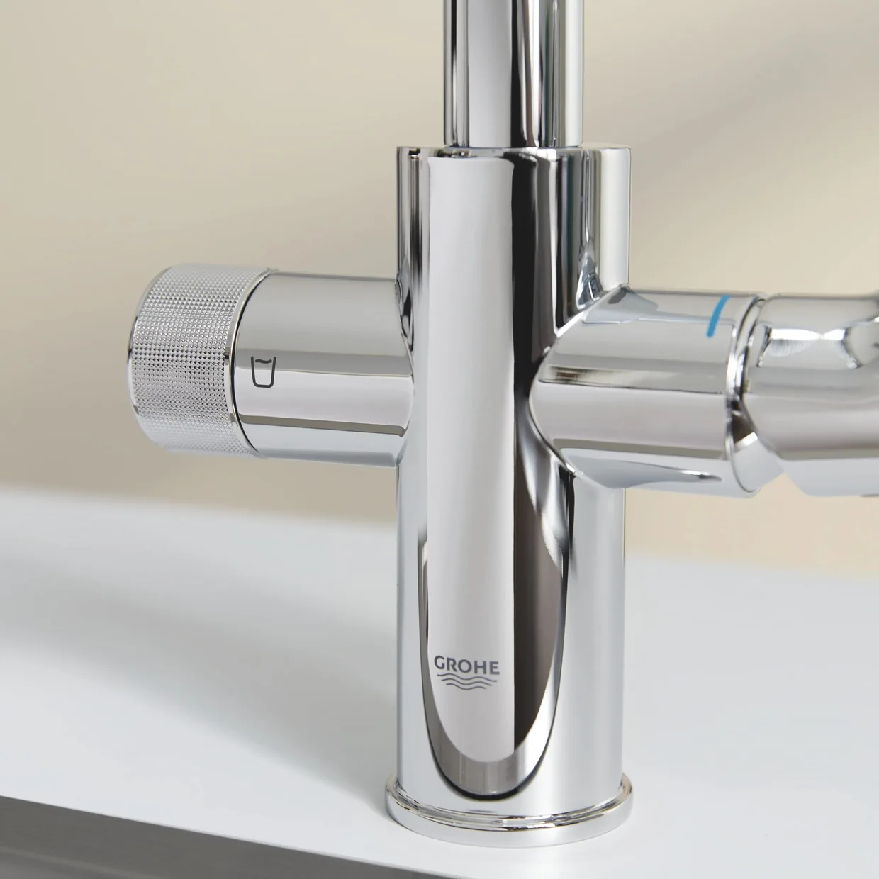 Смеситель для кухни с фильтром GROHE Blue Pure Start, U-образный излив, стартовый набор с фильтром Ultrasafe, хром (30594000) — фото 3
