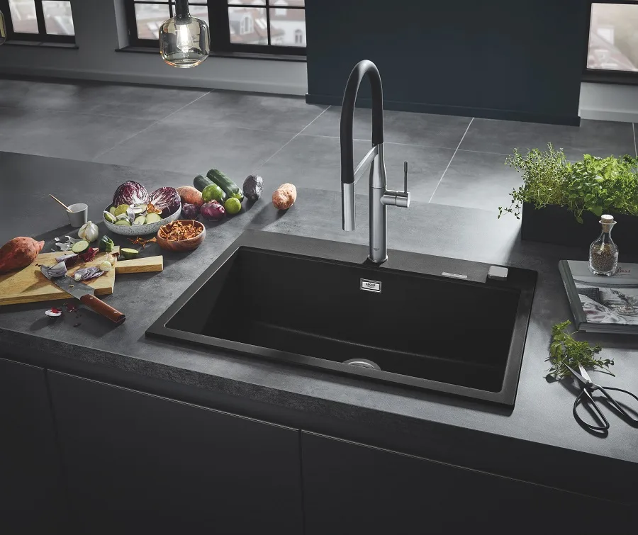 Смеситель для кухни GROHE Essence с пружинным изливом и выдвижной лейкой, Supersteel (30294DC0) — фото 5