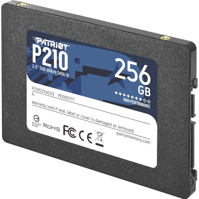 Диск SSD Patriot P210 2.5 SATA 256GB у ракурсі з боку роз’ємів SATA