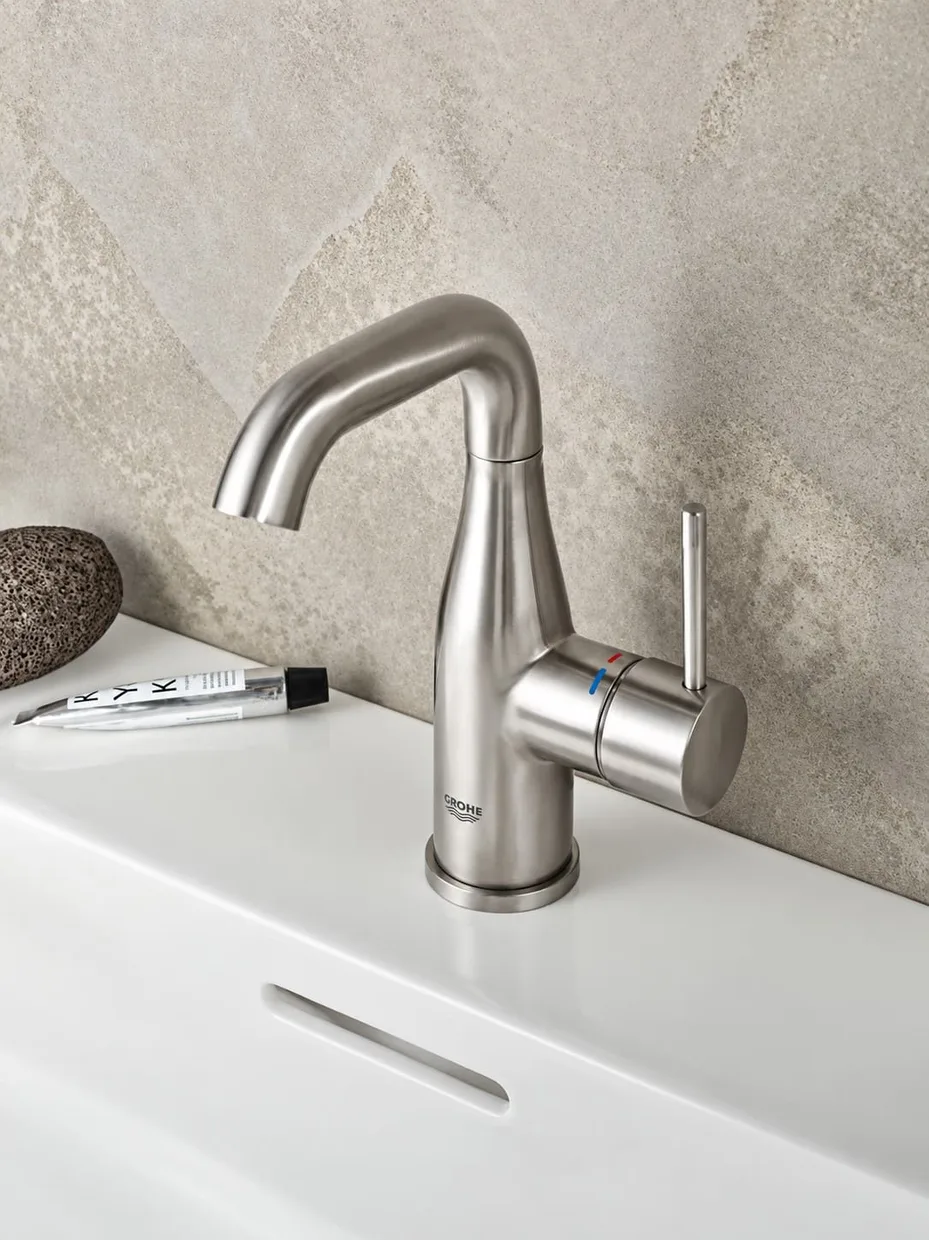 Смеситель для раковины GROHE Essence M с донным клапаном, Supersteel (24173DC1) — фото 3