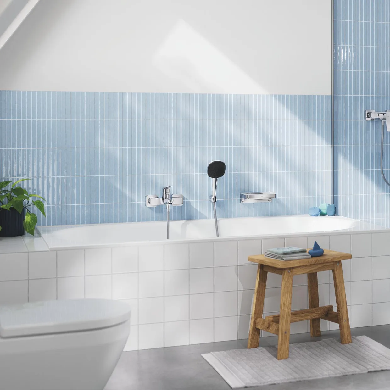 Смеситель для ванны настенный GROHE QuickFix Dice с автоматическим переключателем ванна/душ, хром (1018720000) — фото 4