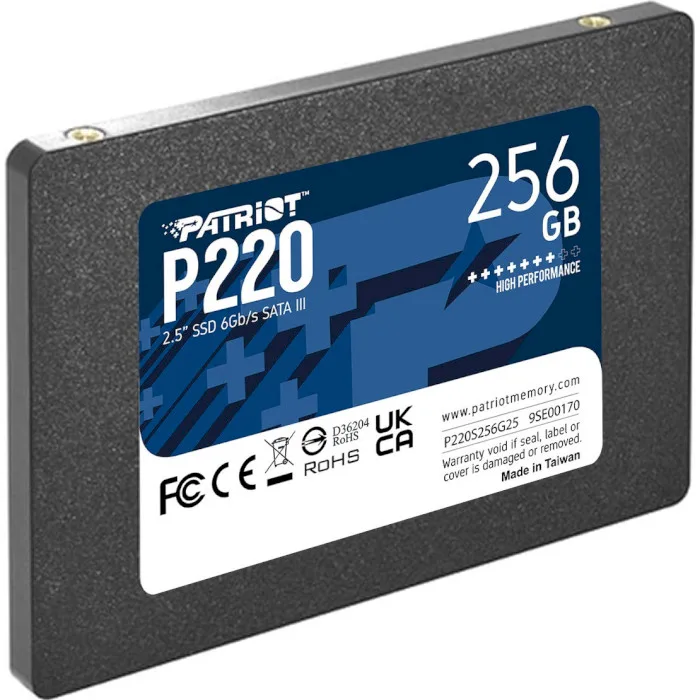 SSD-диск Patriot P220 2.5 SATA 256GB у ракурсі на білому тлі